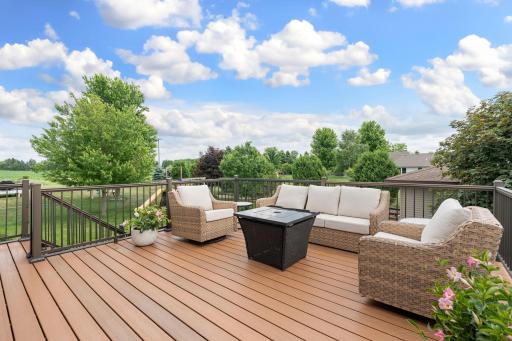 2575 Fox Hollow Lane, Owatonna, MN 55060
