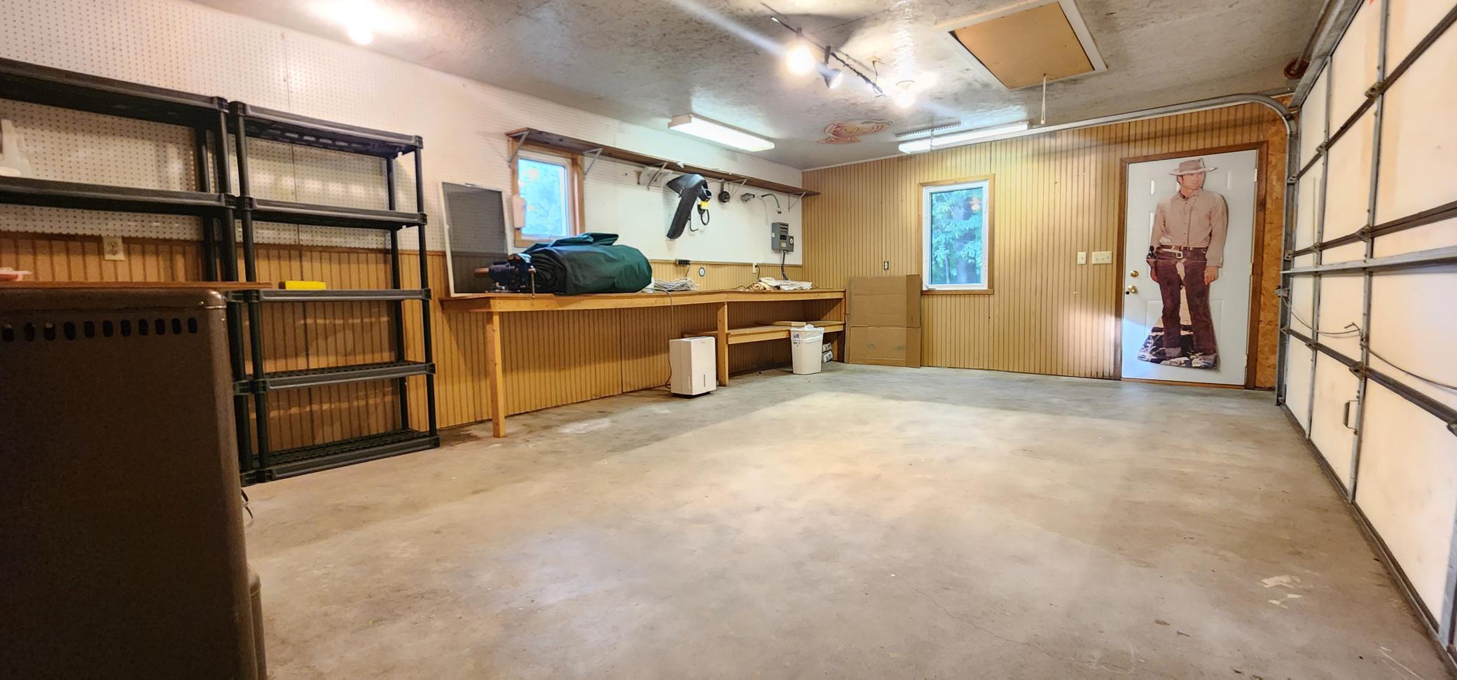 Detached Garage