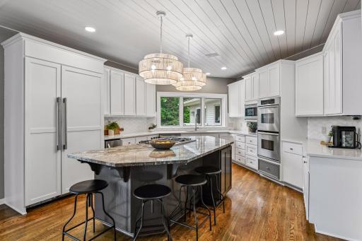1615 Northridge Drive, Wayzata, MN 55391
