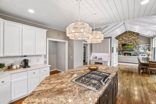 1615 Northridge Drive, Wayzata, MN 55391