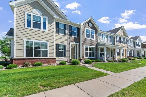 11819 84th Avenue N, Maple Grove, MN 55369