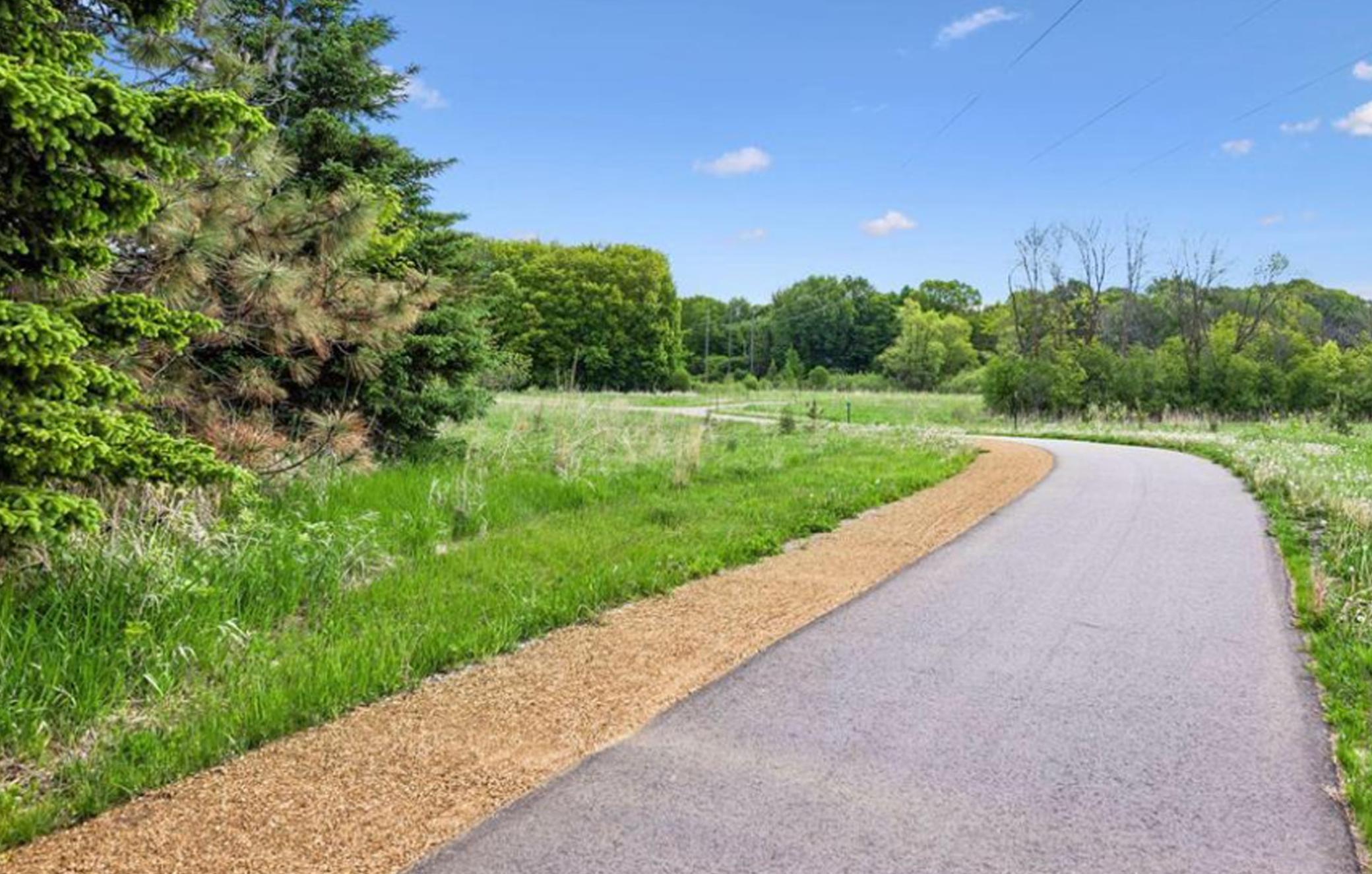 2828 Deer hill trail system.jpg