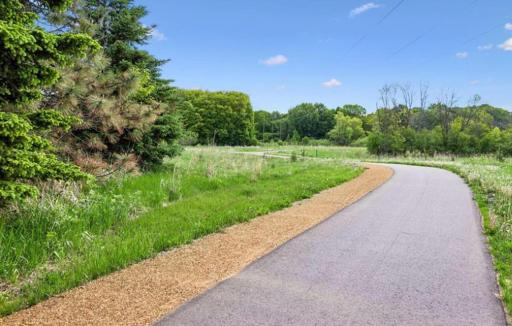 2828 Deer hill trail system.jpg