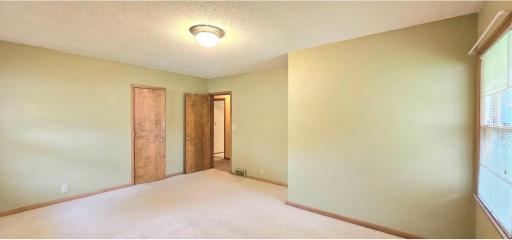 505 E 3rd Street, Morris, MN 56267