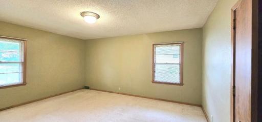 505 E 3rd Street, Morris, MN 56267