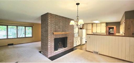 505 E 3rd Street, Morris, MN 56267
