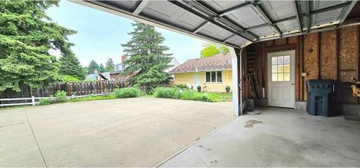 505 E 3rd Street, Morris, MN 56267