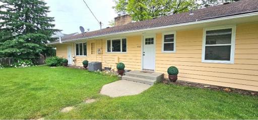 505 E 3rd Street, Morris, MN 56267