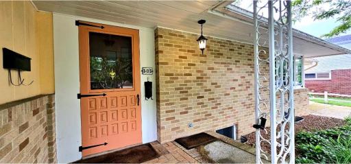 505 E 3rd Street, Morris, MN 56267