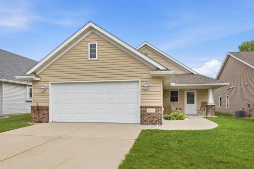 169 Summerset Lane SE, Hutchinson, MN 55350