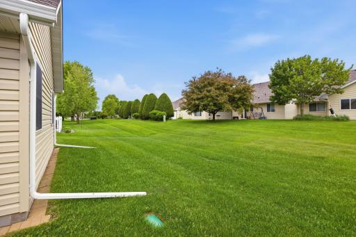169 Summerset Lane SE, Hutchinson, MN 55350