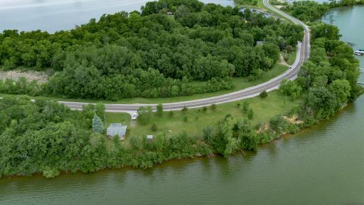 257' of Shoreline