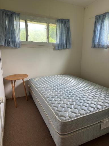 Bedroom 2 (non conforming)