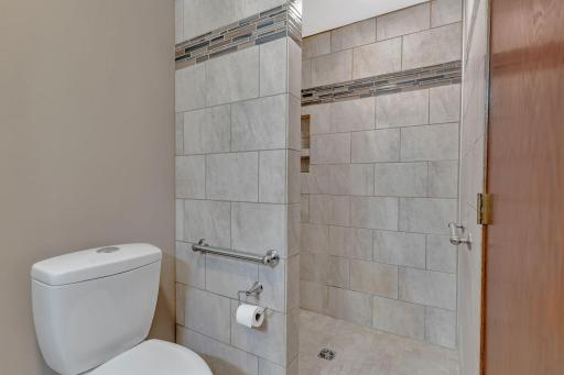 1309 Horseshoe Drive, Willmar, MN 56201