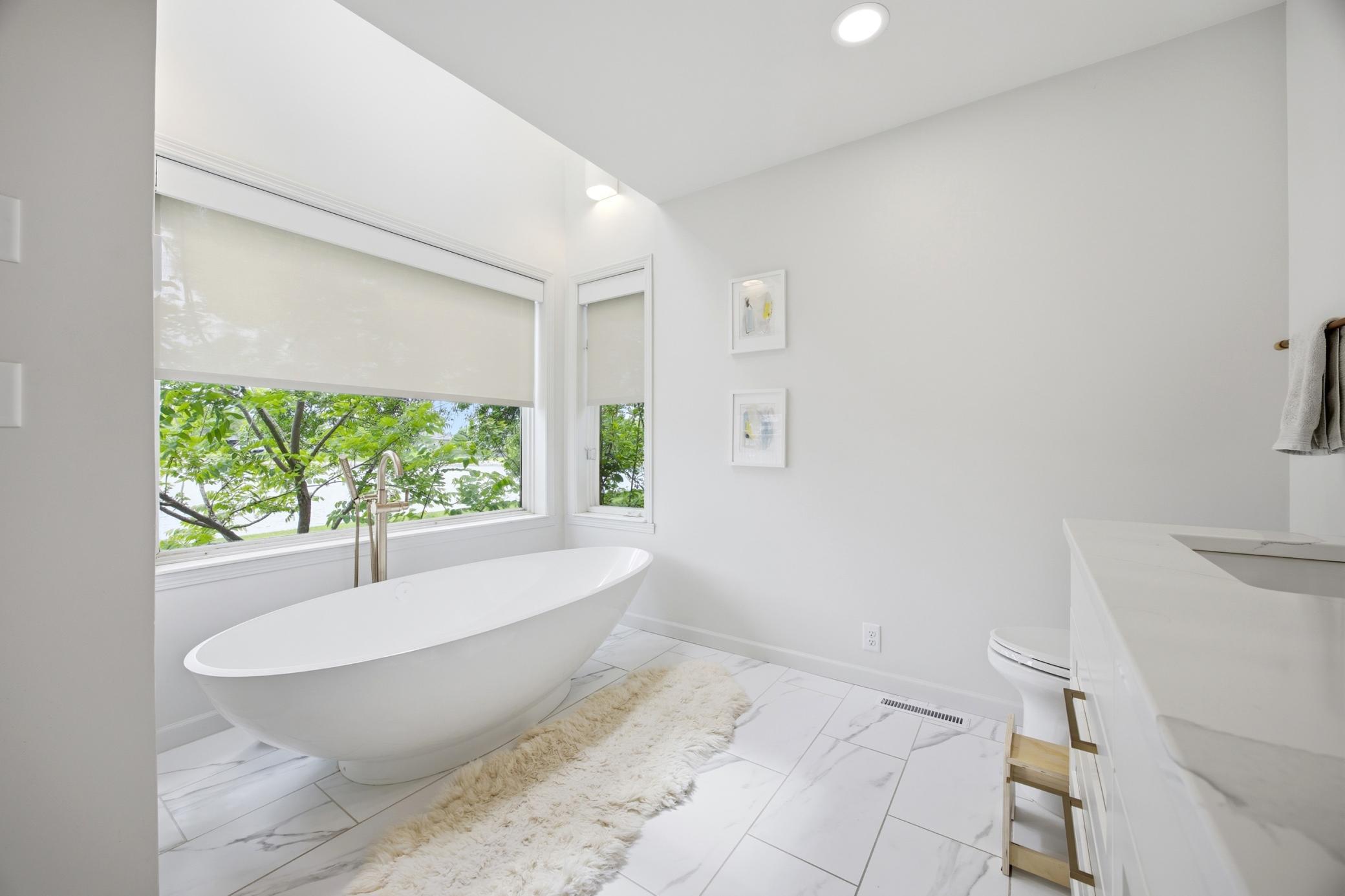 Primary Newly Remodeled Full Bath