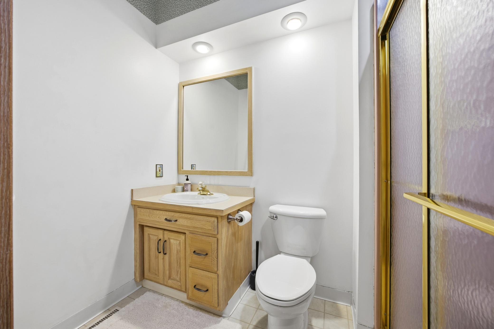 Suite 3 - 3/4 Bath