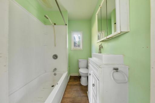 Main Bath