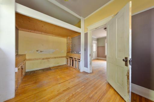 Main Floor, Flex Rm/bedroom