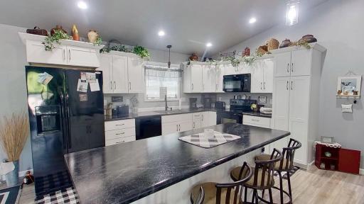 408-N-Main-Street-kitchen4.jpg