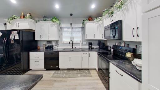 408-N-Main-Street-Kitchen.jpg