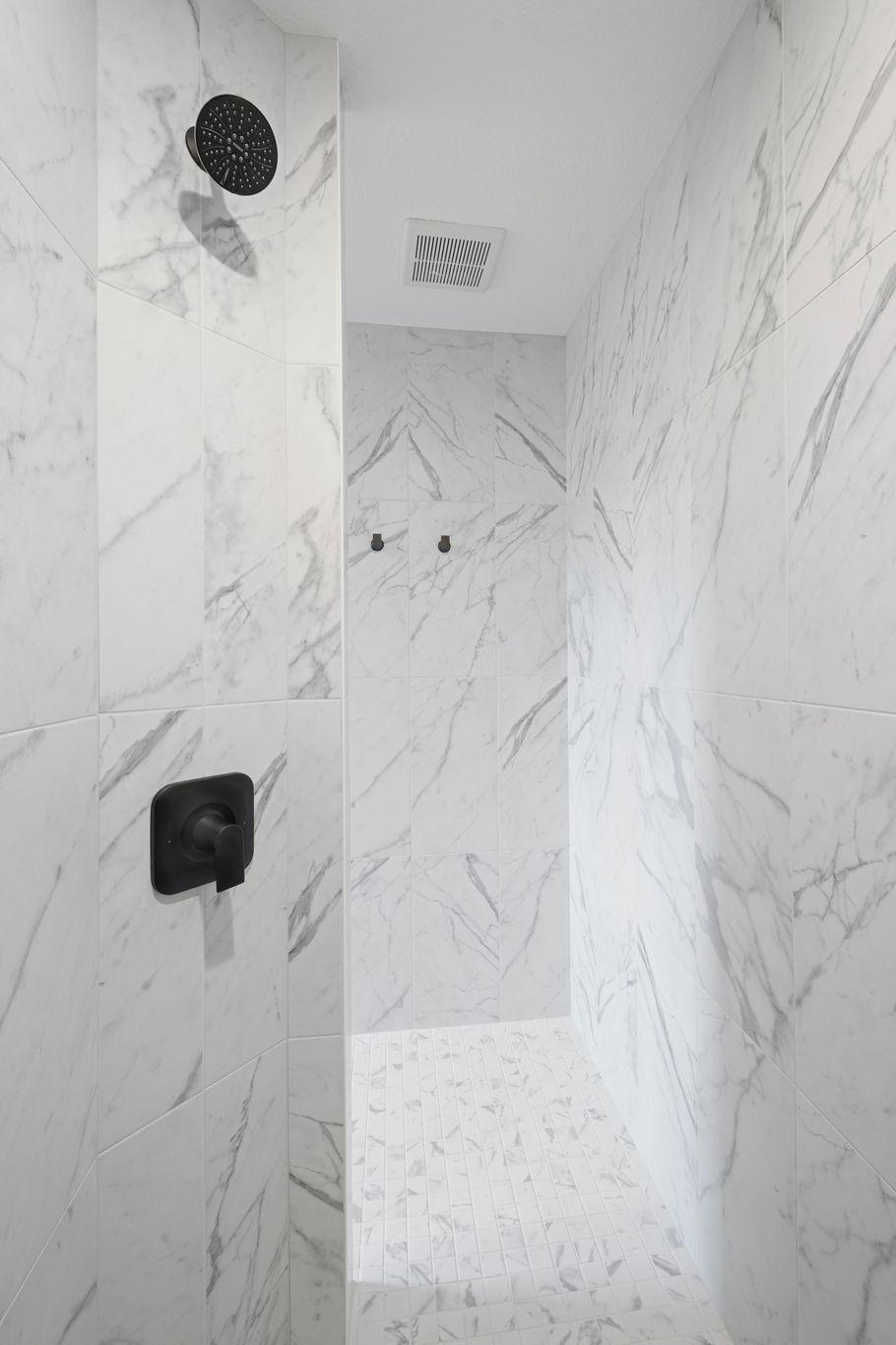 Owner's bath walk-in tiled shower