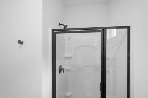 Main level bath