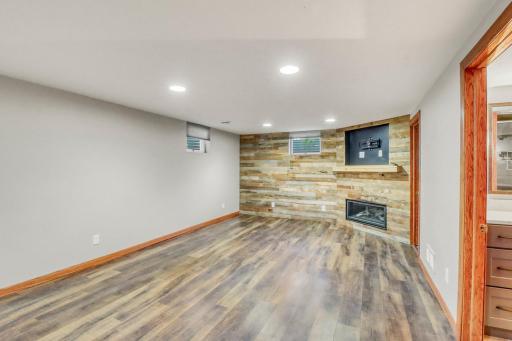 2206 Chancery Street S, Moorhead, MN 56560