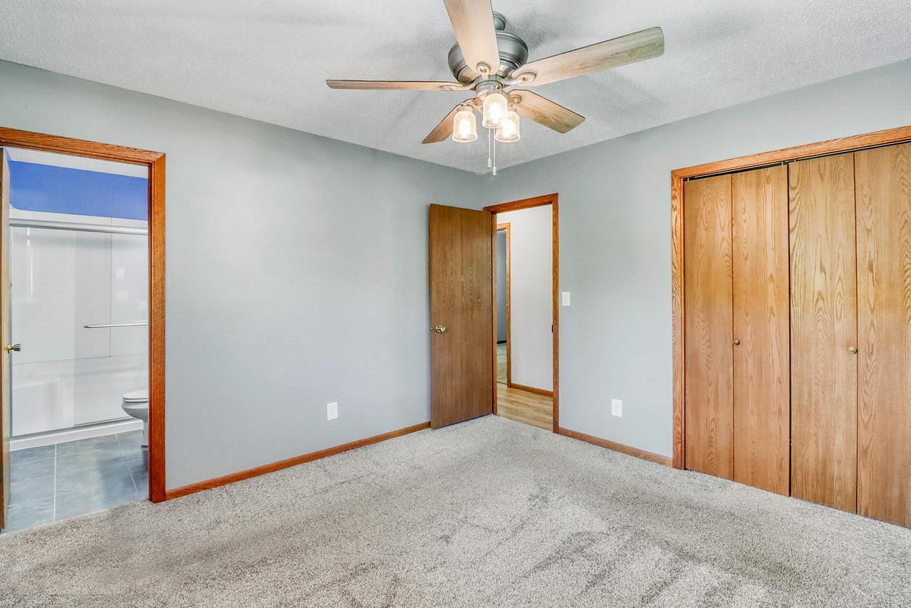 Primary Bedroom1_3-1280.JPG