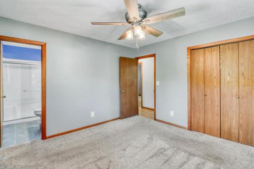2206 Chancery Street S, Moorhead, MN 56560