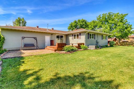2206 Chancery Street S, Moorhead, MN 56560