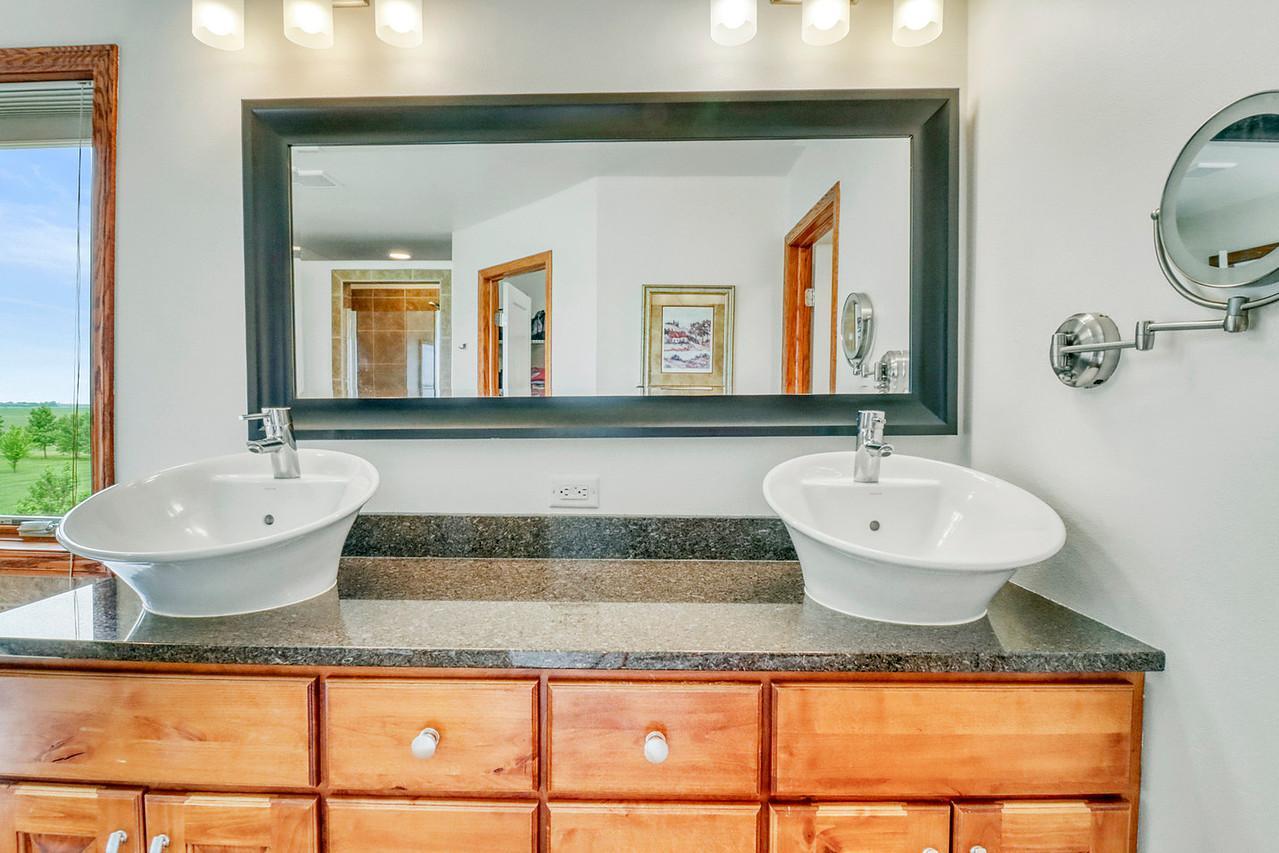 Primary Bathroom1_3-1280.JPG