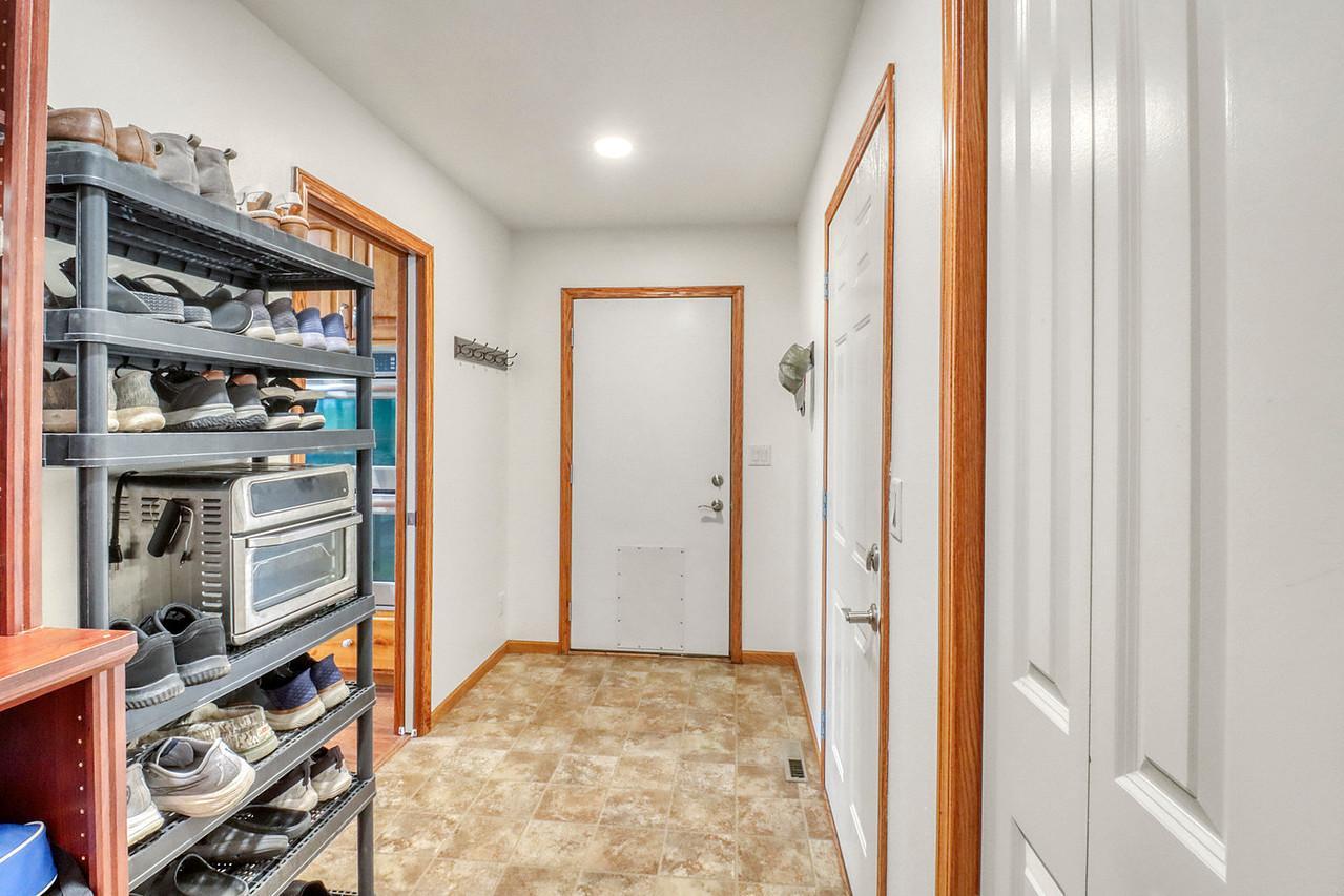 Mudroom1_2-1280.JPG
