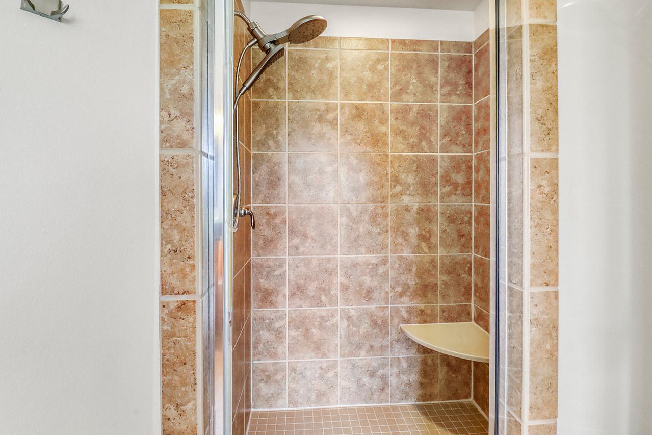 Primary Bathroom1_5-1280.JPG