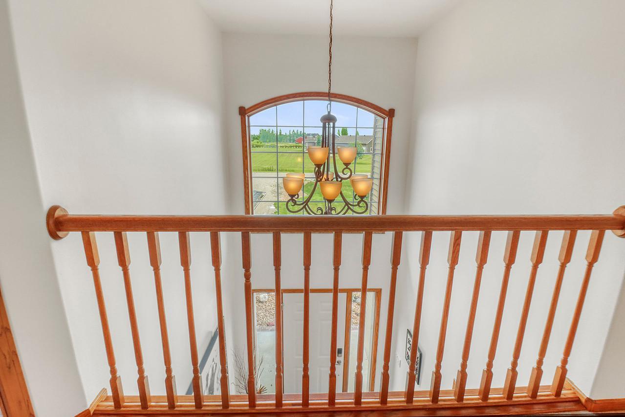Upstairs1_1-1280.JPG