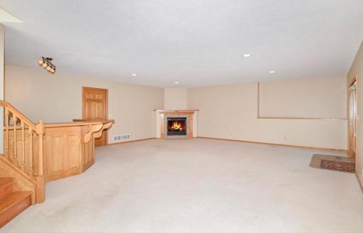 2355 Lehman Lane NE, Blaine, MN 55449