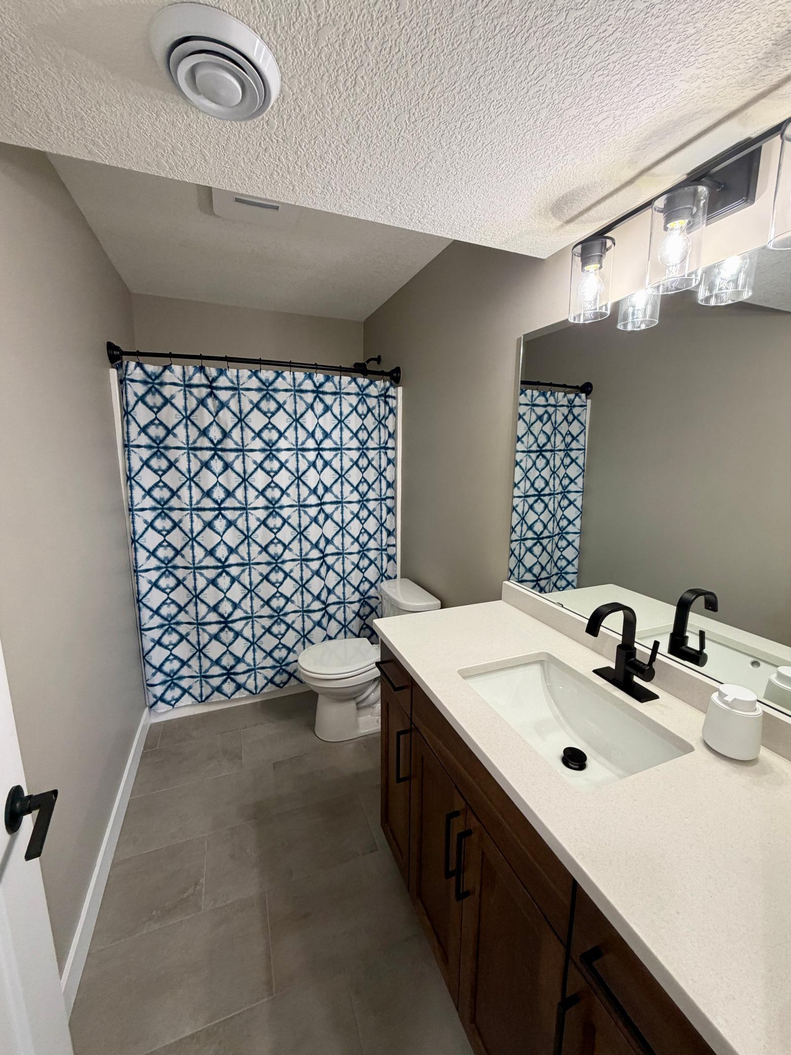 Full bathroom