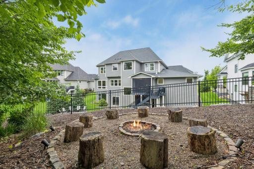 16415 56th Avenue N, Minneapolis, MN 55446