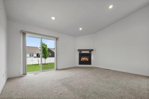 7538 Ochoa Avenue NE, Otsego, MN 55330