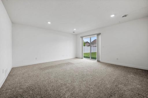 7538 Ochoa Avenue NE, Otsego, MN 55330