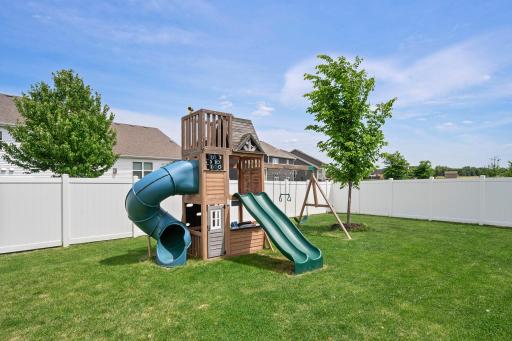 7538 Ochoa Avenue NE, Otsego, MN 55330