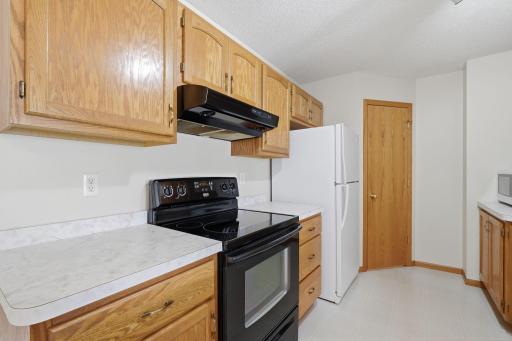 2213 E 117th Street, Burnsville, MN 55337