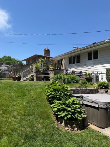 8 Imperial Drive E, West Saint Paul, MN 55118