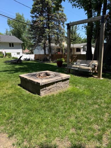 8 Imperial Drive E, West Saint Paul, MN 55118