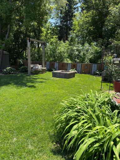 8 Imperial Drive E, West Saint Paul, MN 55118