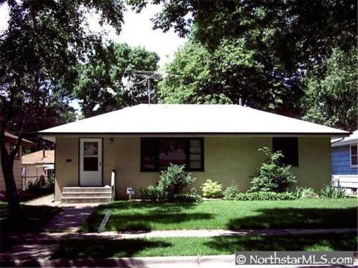 4929 Queen Avenue N, Minneapolis, MN 55430