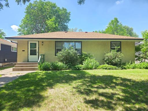 4929 Queen Avenue N, Minneapolis, MN 55430
