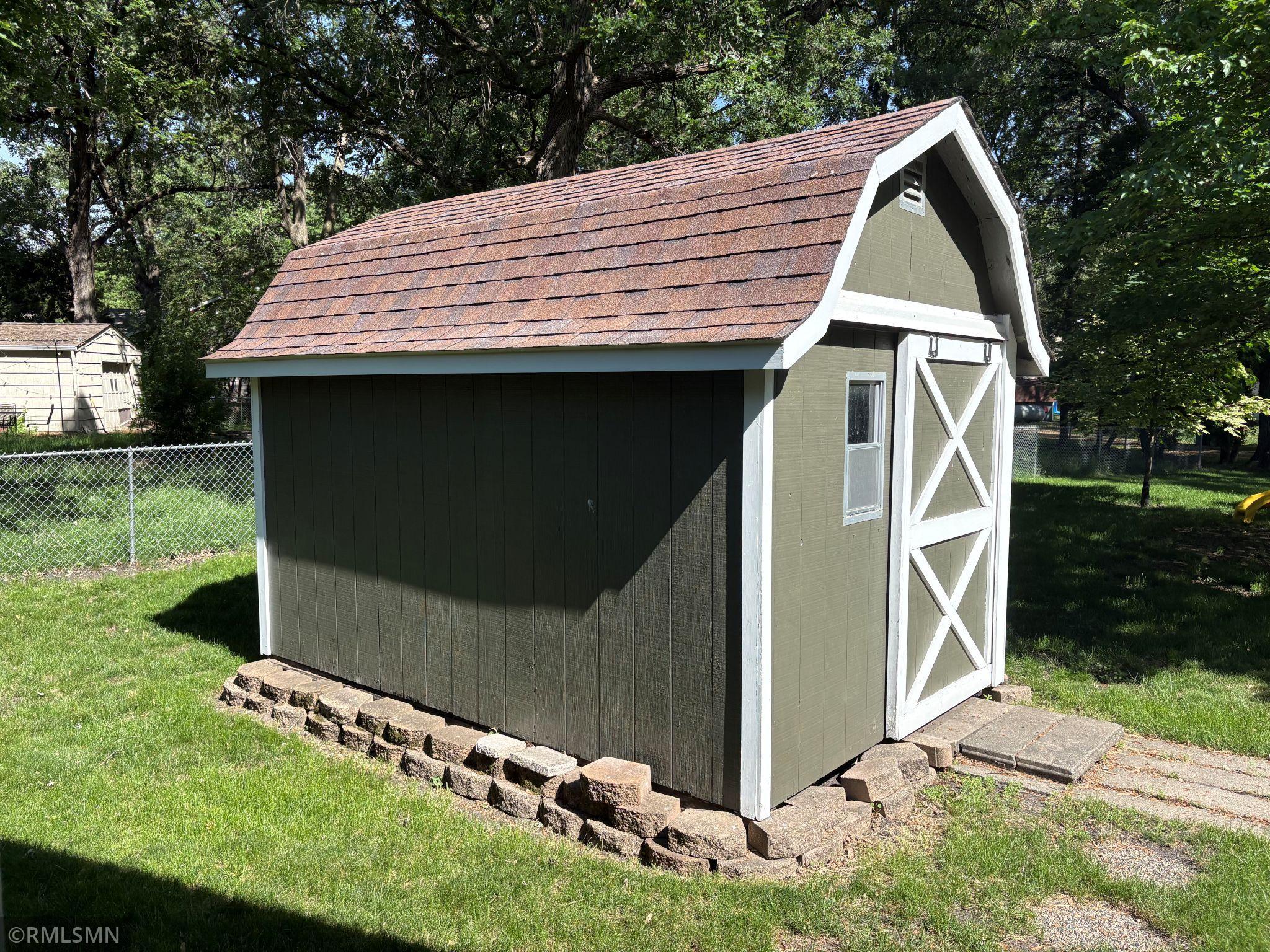 Shed 1.JPG