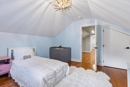 5129 Xerxes Avenue S, Minneapolis, MN 55410