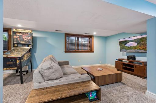 5129 Xerxes Avenue S, Minneapolis, MN 55410