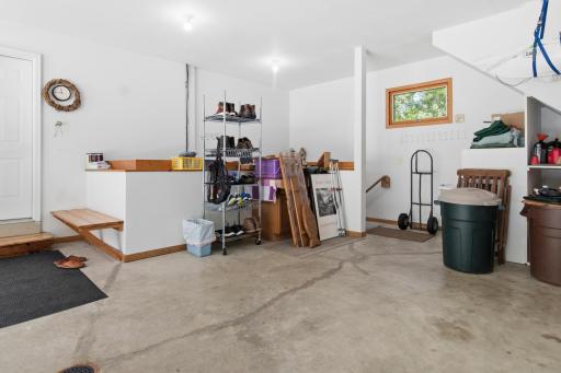 1900 Timber Ridge Drive, Burnsville, MN 55306